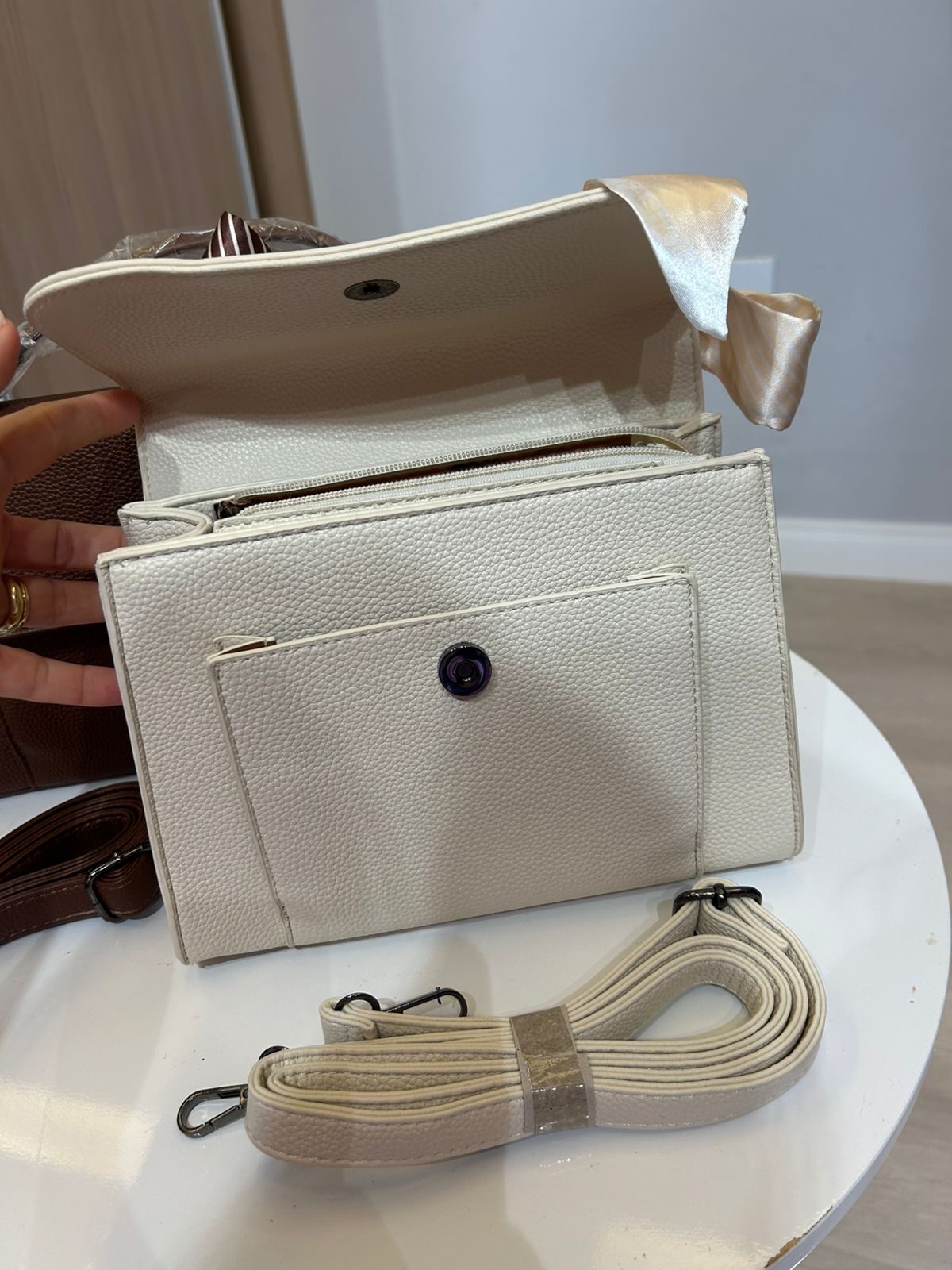 Bolsa Estruturada com Lenço