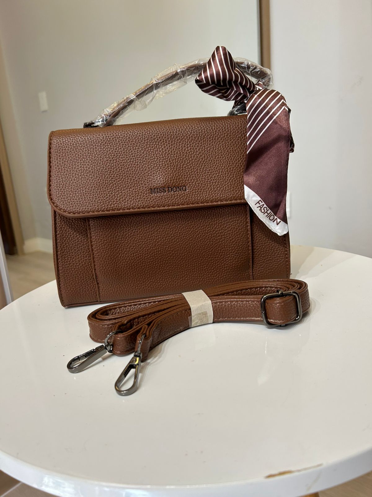 Bolsa Estruturada com Lenço