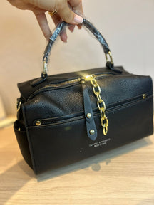 Bolsa baú com Corrente Dourada